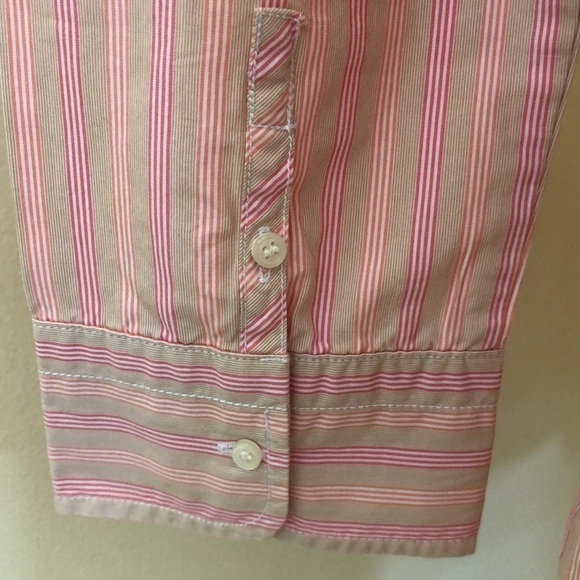 J. Crew. Button down 3/4 sleeve Shirt. Pink and Cream. Medium - Picture 8 of 9